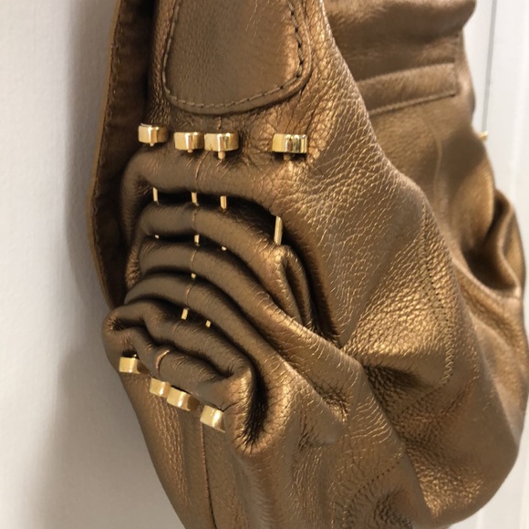 Carlos Falchi CHI Gold Leather Bag - Picture 5 of 13